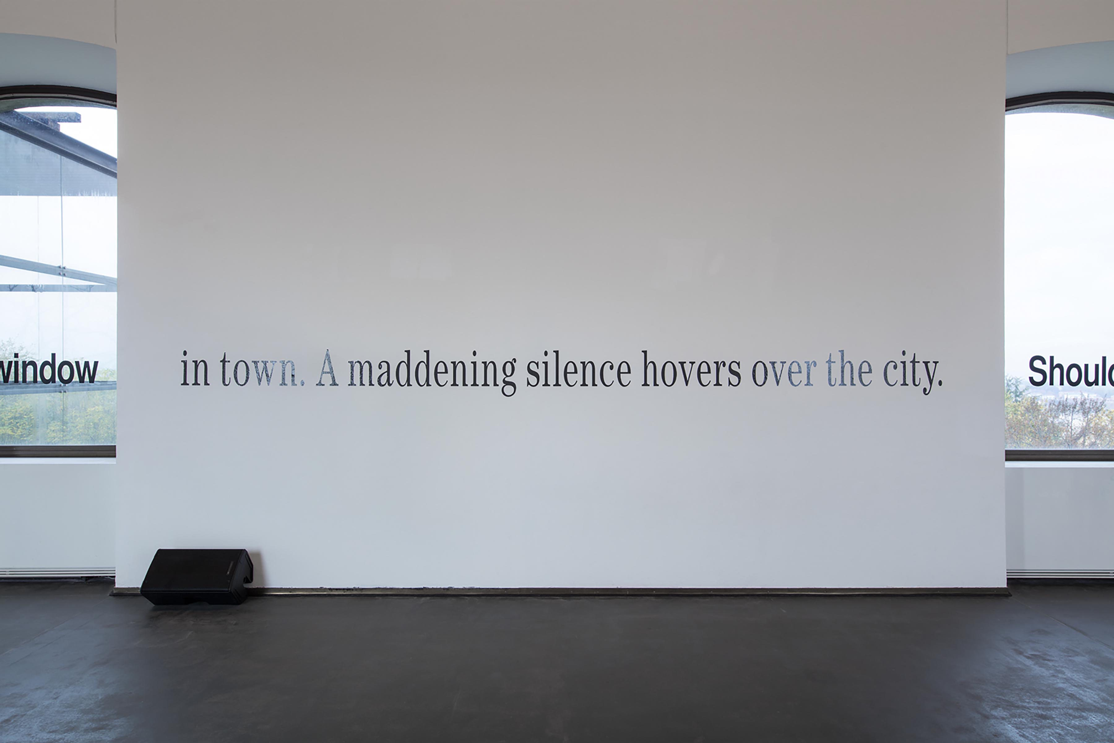 u0022Hito Steyerl. The City of Broken Windowsu0022, veduta espositiva